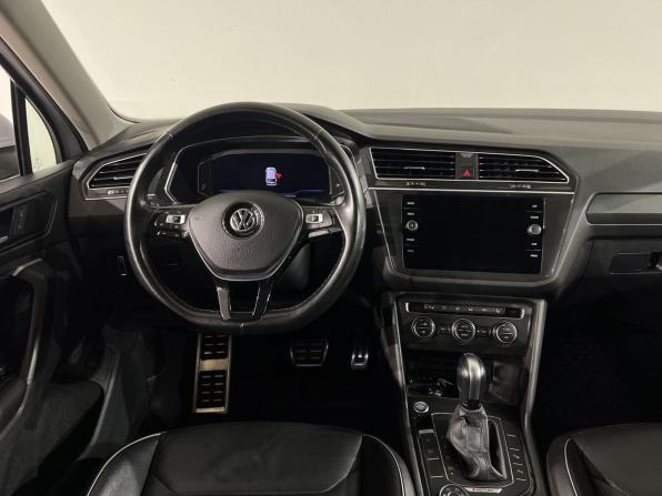 Volkswagen Tiguan II с пробегом 2019 года, цена 2 450 000 рублей, 132414 км, внедорожник, Автокод Объявления