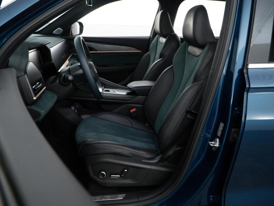 Geely Monjaro I Москва  - изображение 12
