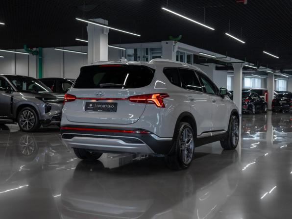 Hyundai Santa Fe IV Рестайлинг с пробегом 2021 года, цена 3 080 000 рублей, 104918 км, внедорожник, Автокод Объявления