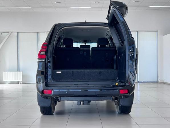 Toyota Land Cruiser Prado 150 Series Рестайлинг 2 с пробегом 2019 года, цена 4 950 000 рублей, 104000 км, внедорожник, Автокод Объявления