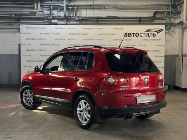 Volkswagen Tiguan I с пробегом 2011 года, цена 999 000 рублей, 179000 км, внедорожник, Автокод Объявления
