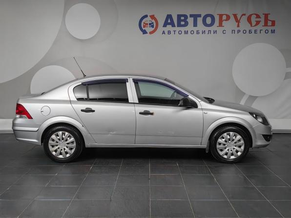 Opel Astra H Рестайлинг с пробегом 2012 года, цена 499 000 рублей, 203000 км, седан, Автокод Объявления