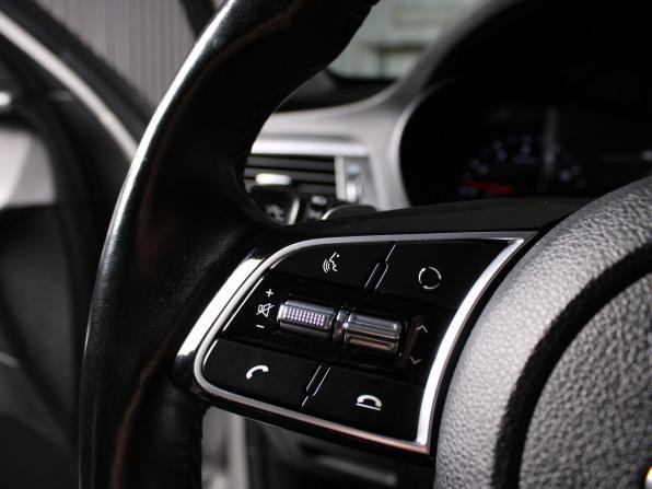 Kia Optima IV Рестайлинг с пробегом 2019 года, цена 2 099 000 рублей, 98840 км, седан, Автокод Объявления