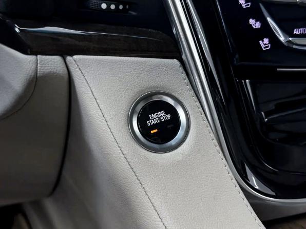 Cadillac Escalade IV с пробегом 2019 года, цена 5 399 000 рублей, 82441 км, внедорожник, Автокод Объявления