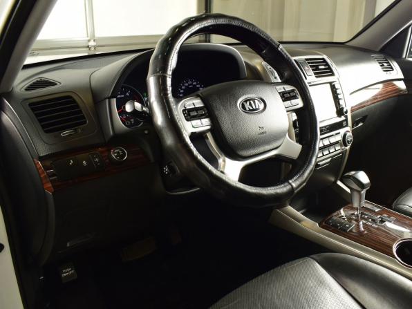 Kia Mohave I Рестайлинг с пробегом 2018 года, цена 2 775 995 рублей, 138668 км, внедорожник, Автокод Объявления