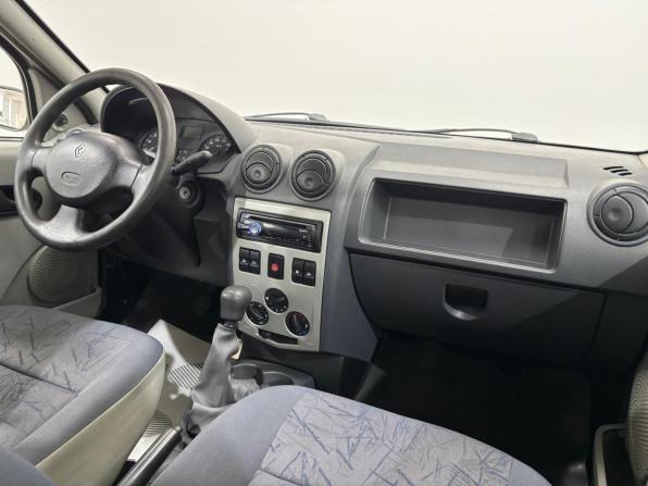 Renault Logan I с пробегом 2006 года, цена 255 000 рублей, 289427 км, седан, Автокод Объявления