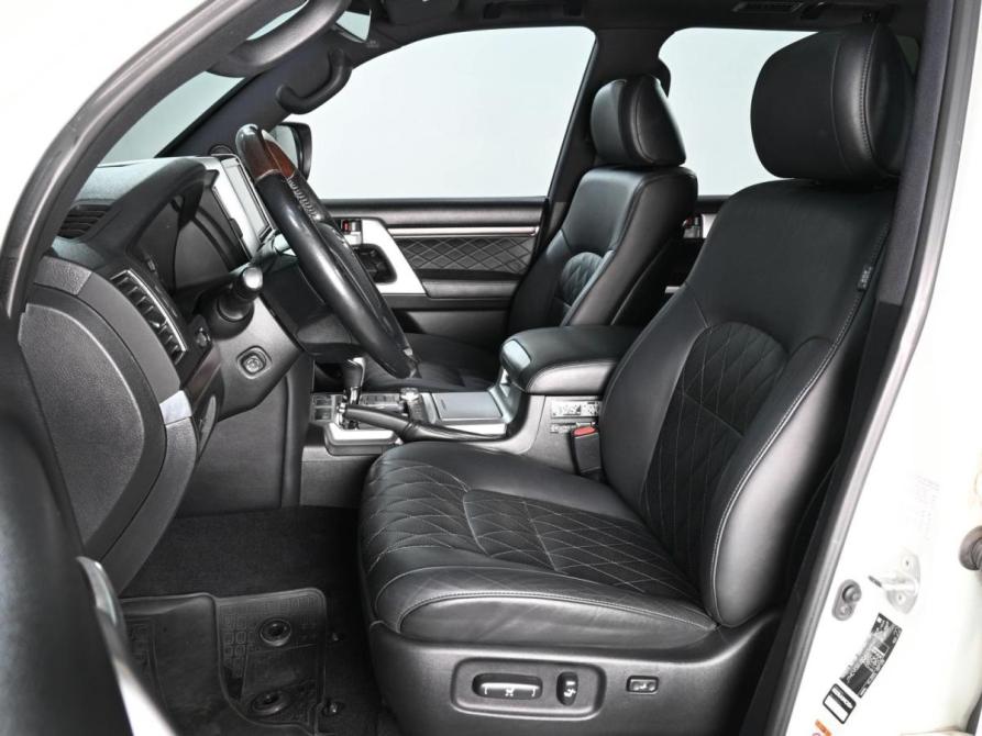 Toyota Land Cruiser 200 Series Рестайлинг 2 Ростов-на-Дону  - изображение 10