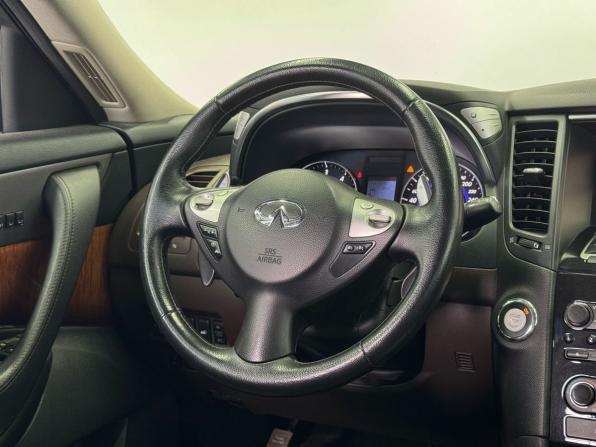 Infiniti QX70 с пробегом 2016 года, цена 2 199 000 рублей, 218902 км, внедорожник, Автокод Объявления
