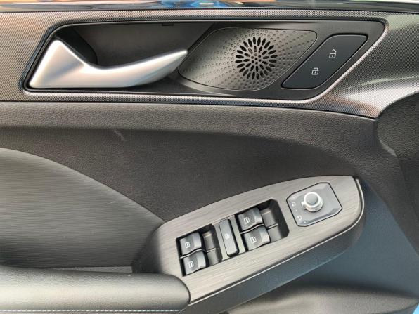 Haval Jolion I с пробегом 2023 года, цена 1 850 000 рублей, 59515 км, внедорожник, Автокод Объявления