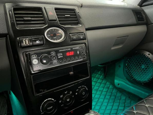 Lada (ВАЗ) Priora I с пробегом 2012 года, цена 280 000 рублей, 191335 км, хэтчбек, Автокод Объявления