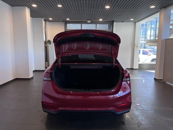 Hyundai Solaris II с пробегом 2019 года, цена 1 440 000 рублей, 92174 км, седан, Автокод Объявления