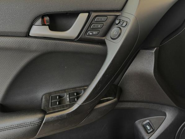 Honda Accord VIII с пробегом 2008 года, цена 950 000 рублей, 336366 км, седан, Автокод Объявления