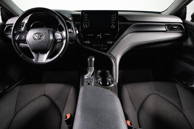 Toyota Camry VIII (XV70) Рестайлинг с пробегом 2021 года, цена 2 899 000 рублей, 51300 км, седан, Автокод Объявления