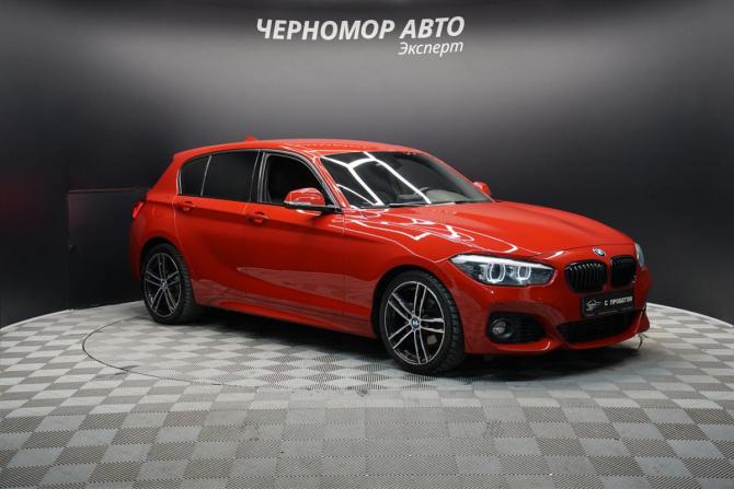 BMW 1 серии II (F20/F21) Рестайлинг 2 с пробегом 2019 года, цена 2 483 000 рублей, 54000 км, хэтчбек, Автокод Объявления