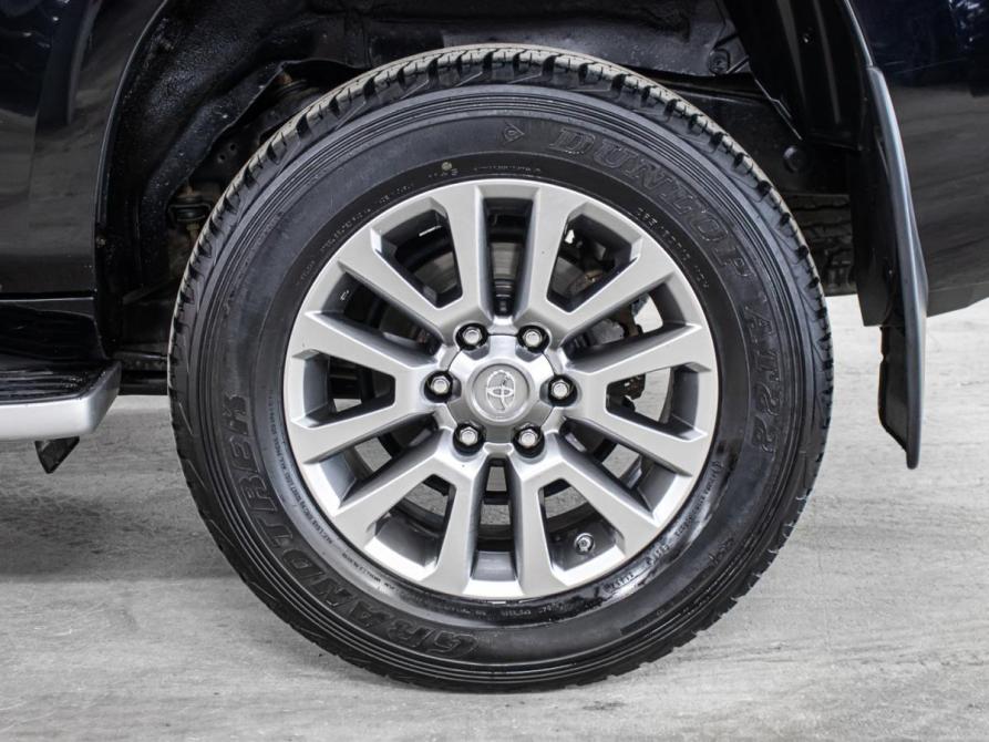 Toyota Land Cruiser Prado 150 Series Рестайлинг 1 Москва  - изображение 23