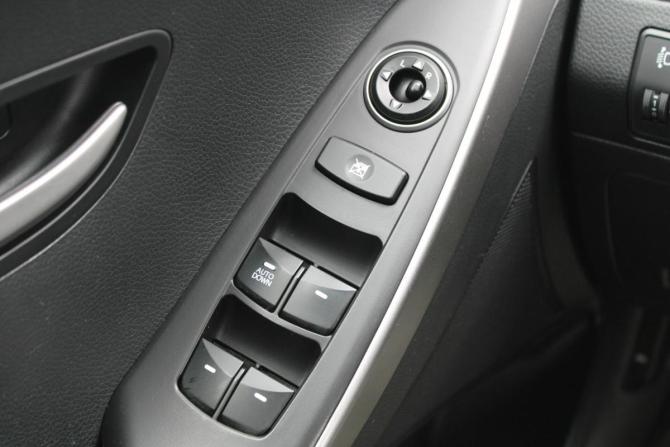 Hyundai i30 II Рестайлинг с пробегом 2016 года, цена 1 188 000 рублей, 80000 км, хэтчбек, Автокод Объявления