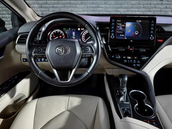 Toyota Camry VIII (XV70) Рестайлинг с пробегом 2021 года, цена 3 920 000 рублей, 98848 км, седан, Автокод Объявления