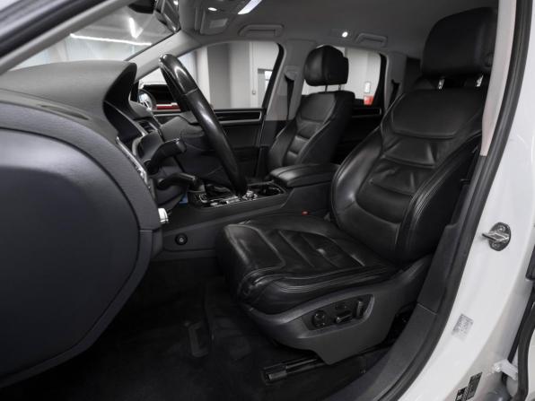 Volkswagen Touareg II Рестайлинг с пробегом 2016 года, цена 3 070 000 рублей, 177111 км, внедорожник, Автокод Объявления