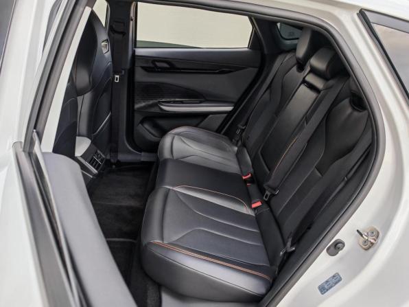 Changan UNI-V I с пробегом 2024 года, цена 2 445 000 рублей, 23622 км, лифтбек, Автокод Объявления