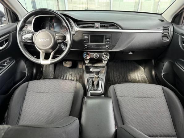 Kia Rio IV Рестайлинг с пробегом 2021 года, цена 1 600 000 рублей, 106000 км, хэтчбек, Автокод Объявления