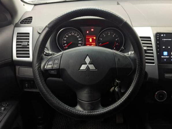 Mitsubishi Outlander II Рестайлинг с пробегом 2010 года, цена 890 000 рублей, 205122 км, внедорожник, Автокод Объявления