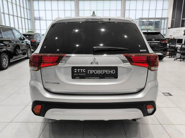 Mitsubishi Outlander III Рестайлинг 3 с пробегом 2020 года, цена 2 550 000 рублей, 71136 км, внедорожник, Автокод Объявления