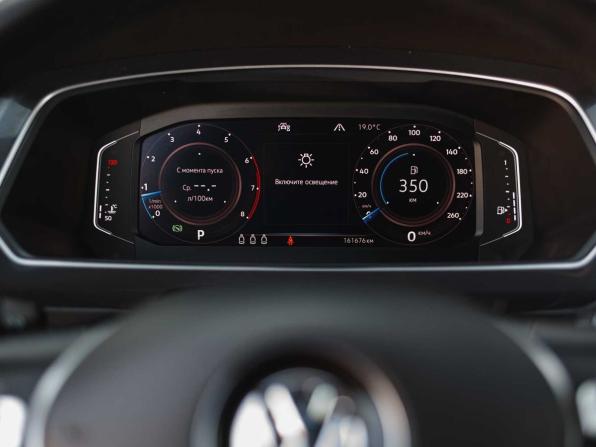 Volkswagen Tiguan II с пробегом 2019 года, цена 2 400 000 рублей, 161636 км, внедорожник, Автокод Объявления
