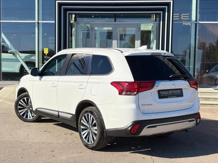 Mitsubishi Outlander III Рестайлинг 3 Уфа  - изображение 7