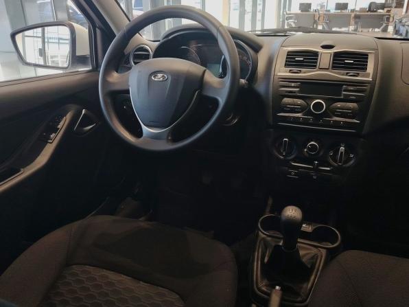 Lada (ВАЗ) Granta I Рестайлинг с пробегом 2019 года, цена 730 000 рублей, 68000 км, лифтбек, Автокод Объявления