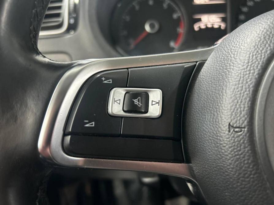 Volkswagen Polo V Рестайлинг Красноярск  - изображение 15