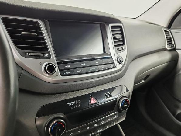 Hyundai Tucson III с пробегом 2018 года, цена 1 580 000 рублей, 198962 км, внедорожник, Автокод Объявления