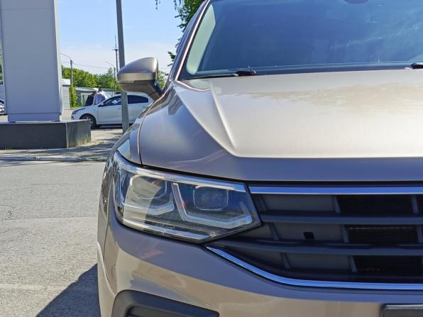 Volkswagen Tiguan II Рестайлинг с пробегом 2021 года, цена 3 695 000 рублей, 66347 км, внедорожник, Автокод Объявления