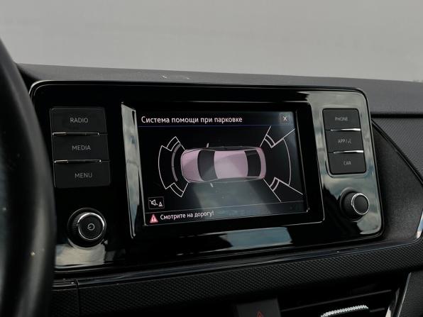 Volkswagen Polo VI с пробегом 2022 года, цена 1 655 400 рублей, 65978 км, лифтбек, Автокод Объявления
