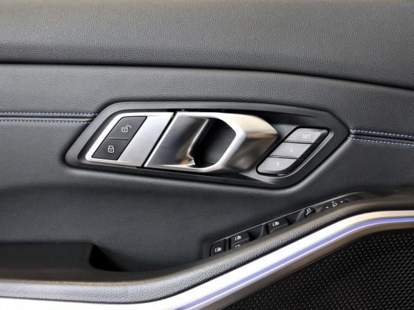BMW 3 серии VII (G2x) с пробегом 2019 года, цена 3 699 000 рублей, 120718 км, седан, Автокод Объявления