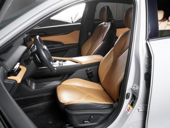 Changan UNI-V I с пробегом 2022 года, цена 2 149 000 рублей, 37098 км, лифтбек, Автокод Объявления