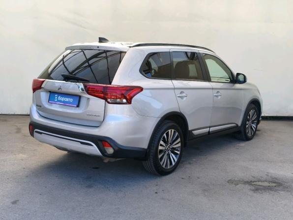 Mitsubishi Outlander III Рестайлинг 3 с пробегом 2019 года, цена 1 900 000 рублей, 174896 км, внедорожник, Автокод Объявления