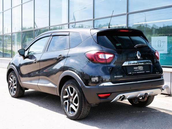 Renault Kaptur I с пробегом 2017 года, цена 1 435 000 рублей, 121053 км, внедорожник, Автокод Объявления