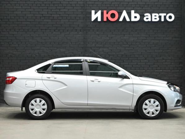 Lada (ВАЗ) Vesta I с пробегом 2017 года, цена 775 000 рублей, 100515 км, седан, Автокод Объявления