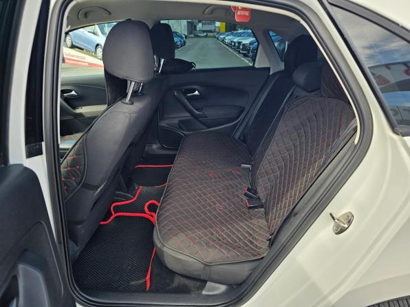 Volkswagen Polo V с пробегом 2014 года, цена 947 000 рублей, 91301 км, седан, Автокод Объявления