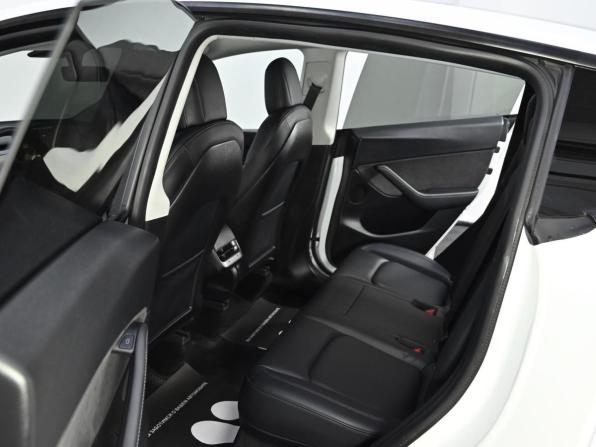 Tesla Model Y I с пробегом 2021 года, цена 3 199 000 рублей, 90000 км, внедорожник, Автокод Объявления