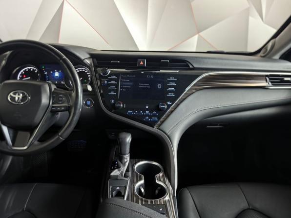 Toyota Camry VIII (XV70) с пробегом 2019 года, цена 2 489 000 рублей, 134185 км, седан, Автокод Объявления