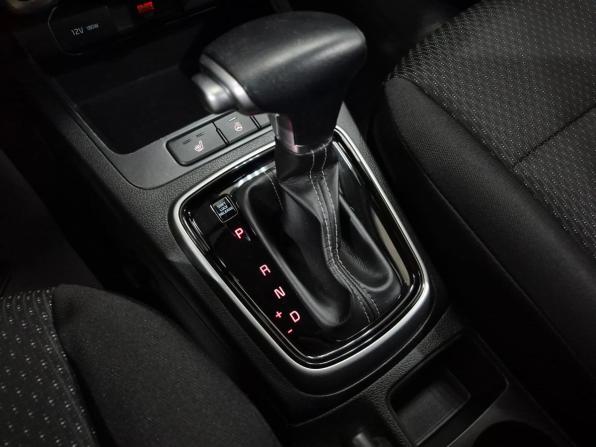 Kia Rio IV Рестайлинг с пробегом 2021 года, цена 1 700 000 рублей, 74874 км, хэтчбек, Автокод Объявления