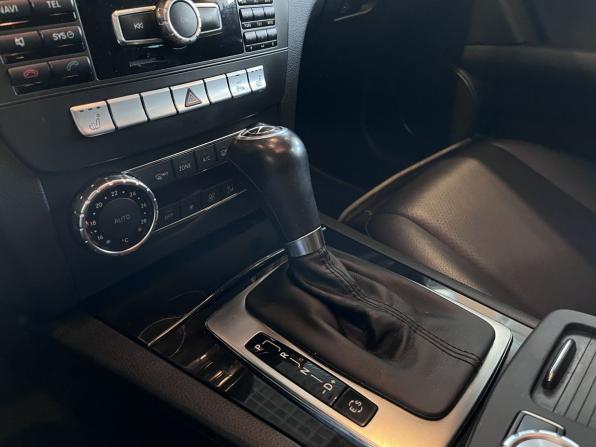 Mercedes-Benz C-Класс III (W204) Рестайлинг с пробегом 2011 года, цена 1 500 000 рублей, 142550 км, седан, Автокод Объявления