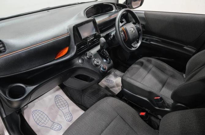Toyota Sienta I Рестайлинг 1 с пробегом 2019 года, цена 1 549 000 рублей, 109000 км, компактвэн, Автокод Объявления