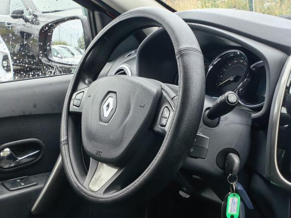 Renault Sandero II с пробегом 2014 года, цена 669 000 рублей, 201000 км, хэтчбек, Автокод Объявления