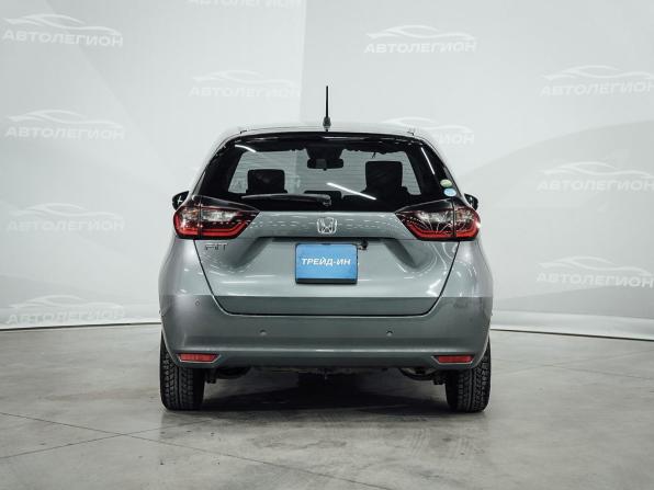 Honda Fit IV с пробегом 2020 года, цена 1 300 000 рублей, 74679 км, хэтчбек, Автокод Объявления