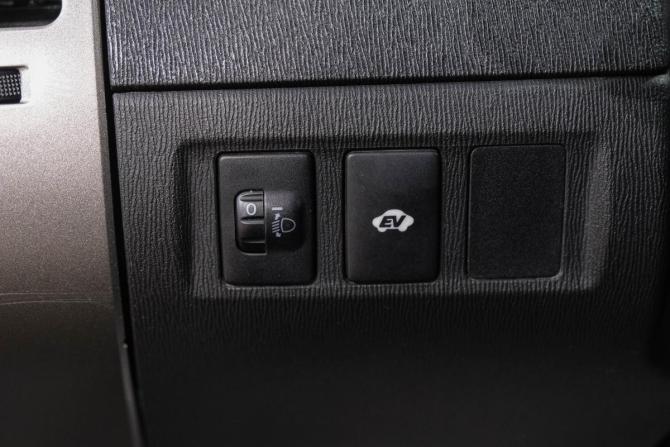 Toyota Prius II Рестайлинг (XW20) с пробегом 2008 года, цена 859 000 рублей, 320000 км, лифтбек, Автокод Объявления