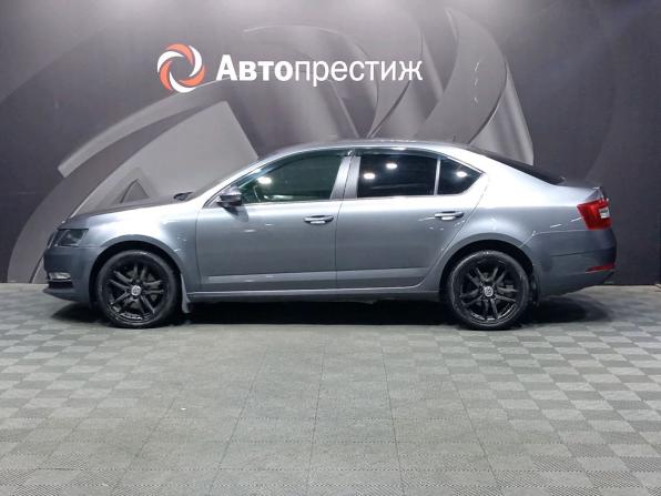 Skoda Octavia III (A7) Рестайлинг с пробегом 2017 года, цена 1 480 000 рублей, 170000 км, лифтбек, Автокод Объявления