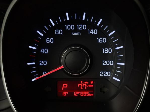 Kia Rio III Рестайлинг с пробегом 2015 года, цена 961 000 рублей, 127394 км, хэтчбек, Автокод Объявления