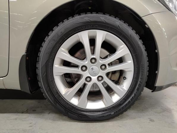 Kia Ceed II с пробегом 2013 года, цена 1 105 000 рублей, 160167 км, хэтчбек, Автокод Объявления